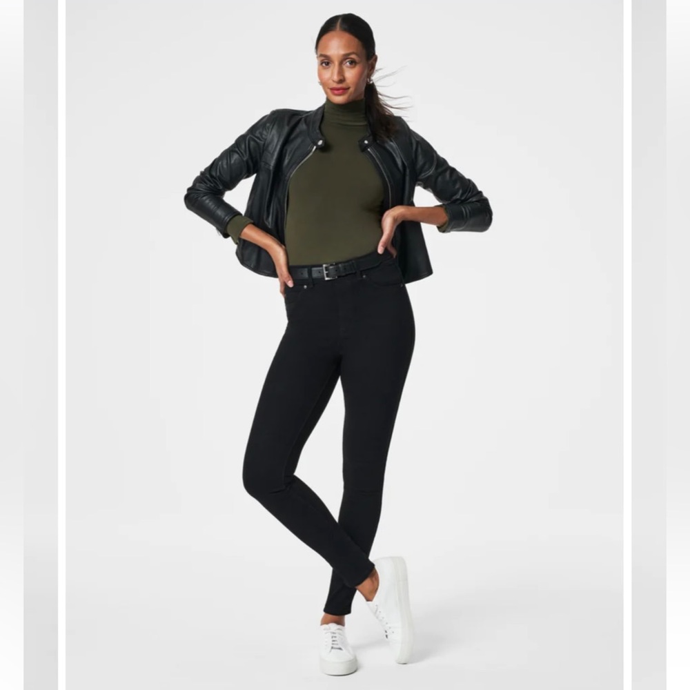 SPANX Ankle Skinny Jeans